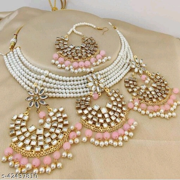Feminine Colorful Jewellery Sets