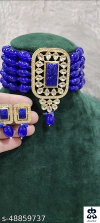Elite Glittering Women Necklaces & Chains
