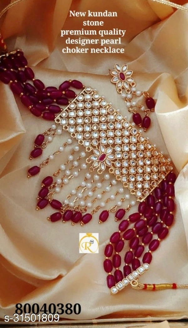 Shimmering Fancy Women  jewellery set
