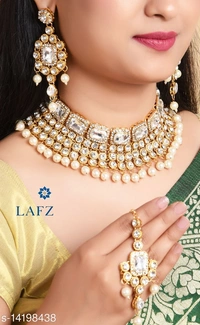Women Necklace Set