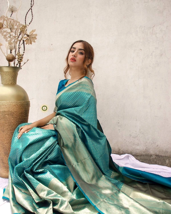 BRISA Women's Banarasi Sarees