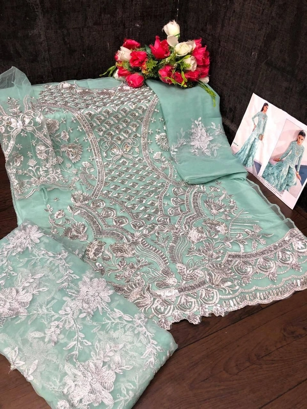 BRISA Santoon Top&Plazzo