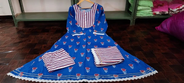 BRISA Women's Heavy Cotton Anarkali Kurtis - M/38 ;L/40 ;XL/42; XXL/44