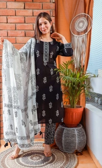 BRISA Printed Classic Black Kurtis - M to XXL