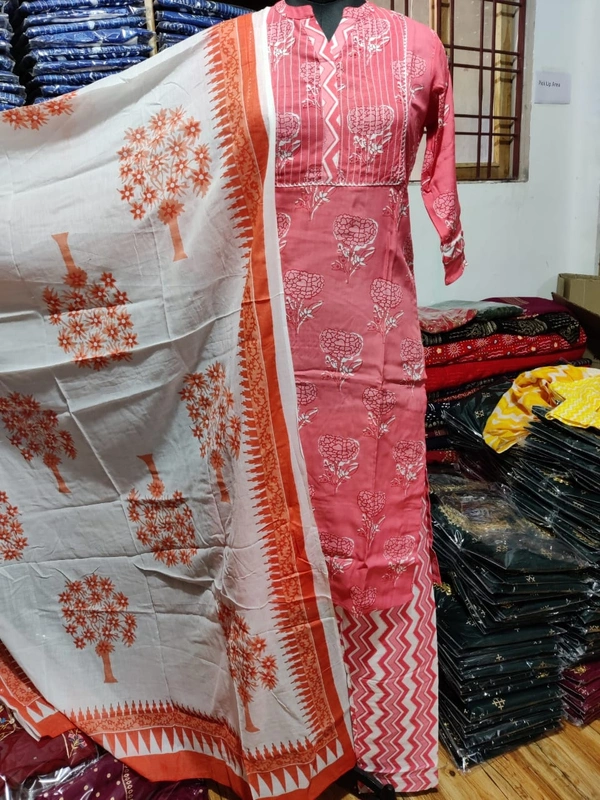 BRISA  Printed Rayon Kurtis - 38 to 44