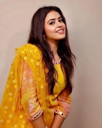 BRISA  Gerorgette Kurti Patiala & Duppatta Set - M(38)L(40)XL(42)XXL(44)