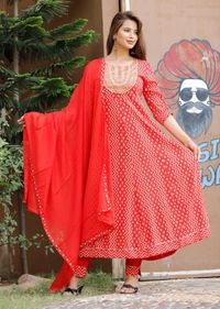 BRISA Rayon Gold Printed Kurti,Pant, Duppatta - M(38) L(40) XL(42) XXL(44)