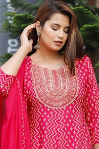 BRISA Rayon Gold Printed Kurti,Pant, Duppatta - M(38) L(40) XL(42) XXL(44)