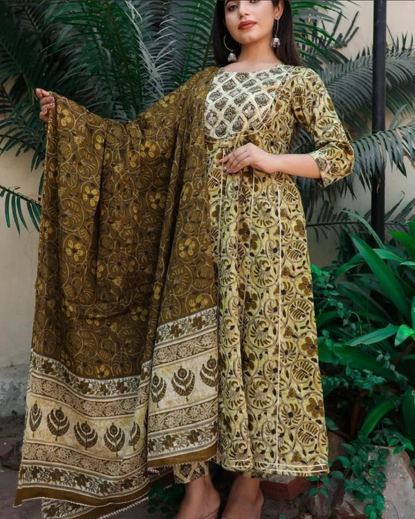 BRISA Anarkali Kurti Pant And Duppatta - m(38)L(40)XL(42)XXL(44)