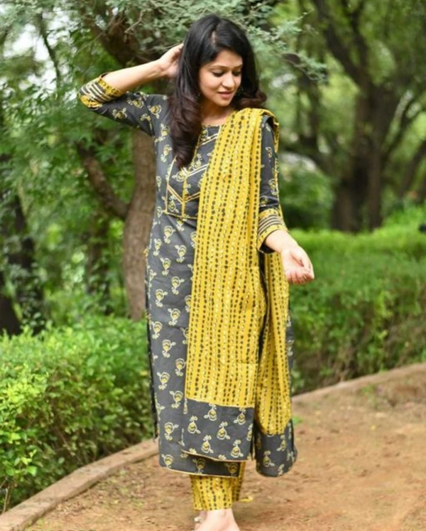 BRISA  Rayon Fabric Kurti Pant & Dupatta - M--38 to XXL--44