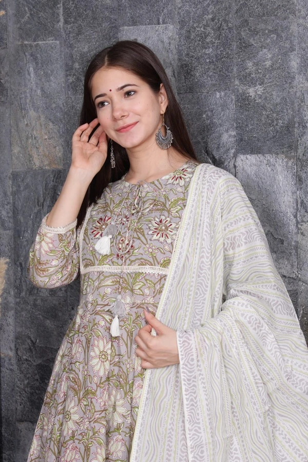BRISA Cotton Thread Work Kurti Pant And Dupatta Set - M to XXL