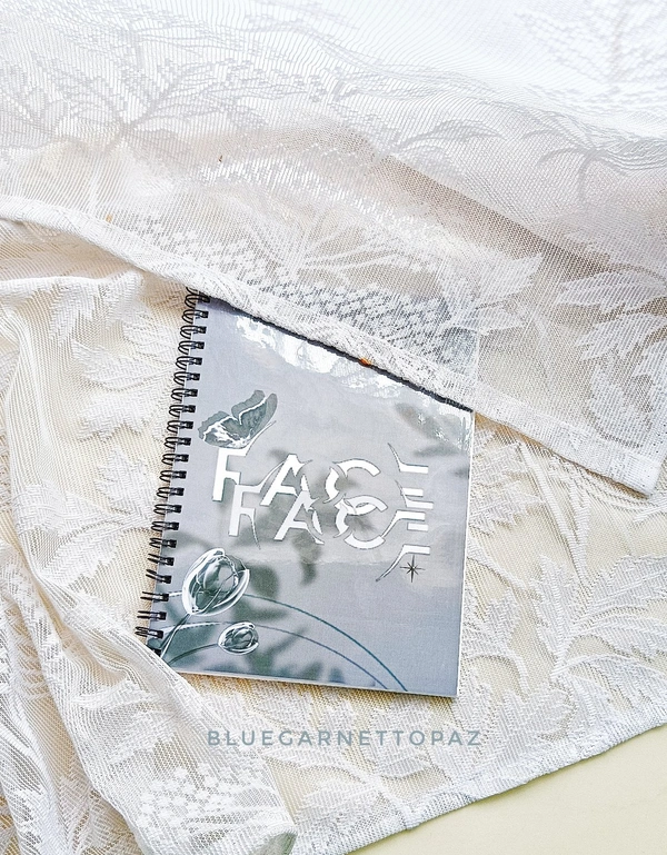 Face Wiro Notebook