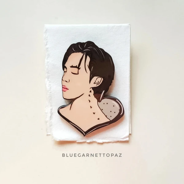 Face Jimin Wooden Pin