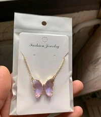 Crystal Butterfly necklace - Lilac 