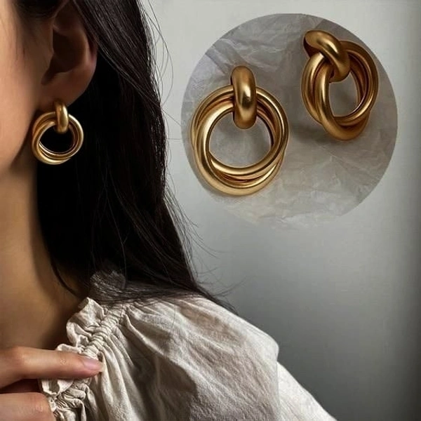 Drop Earrings - Golden