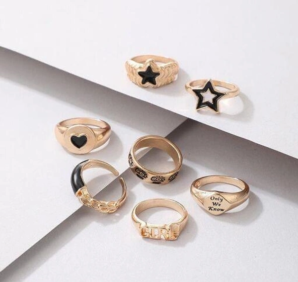 Black Y2k Ring Set - black