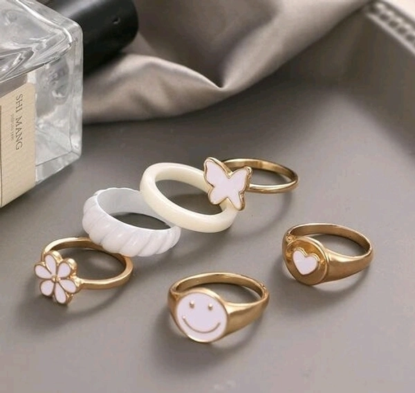 Y2k White Ring Set - 17
