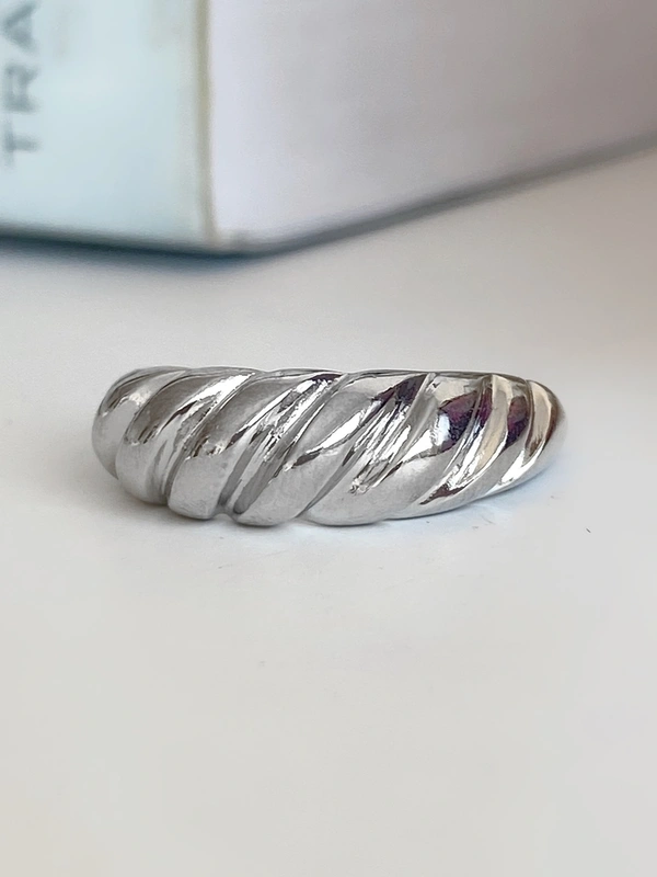 Croissant Signet Ring - Adjustable, Golden
