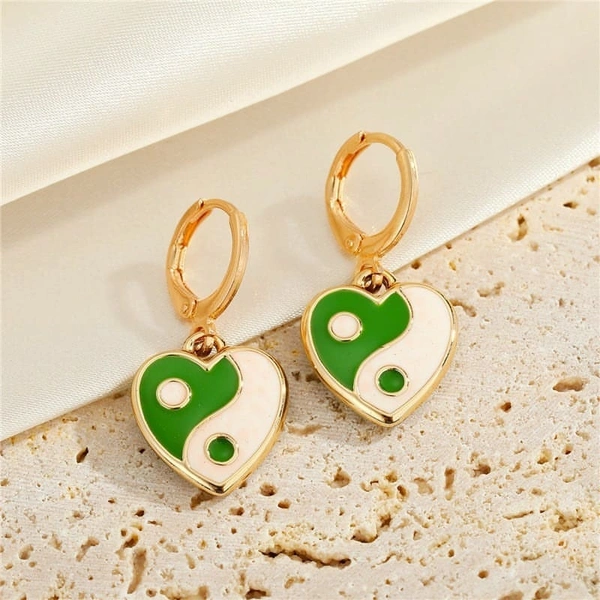 Yin Yang Earrings - Black& white