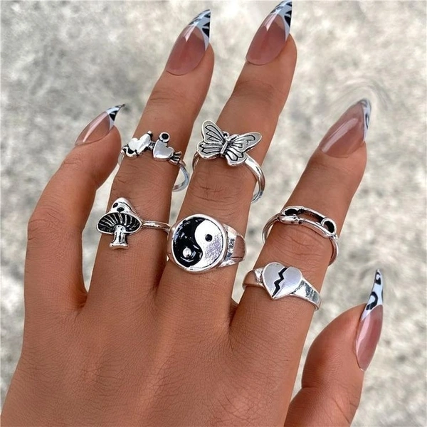 Punk Butterfly Rings Set - Free Size 