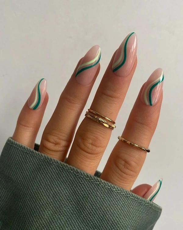 Bridge Artificial Nails 