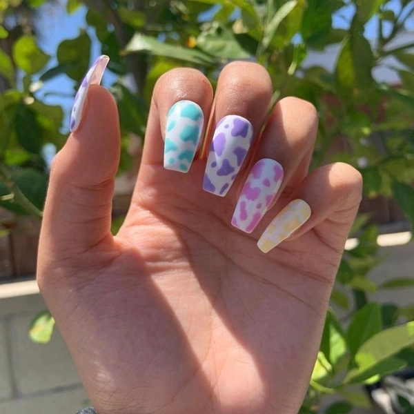 Pastel Animal Print Artificial Nails 