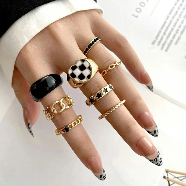 Checker Heart Rings Set 