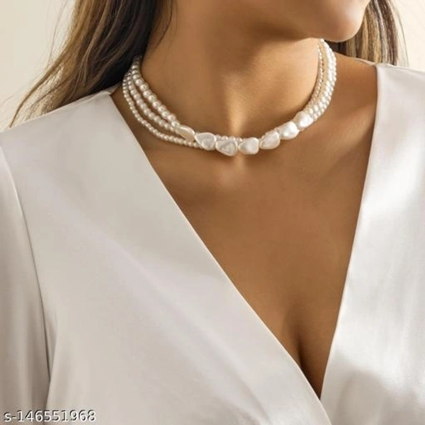 Layered Pearl Necklace 