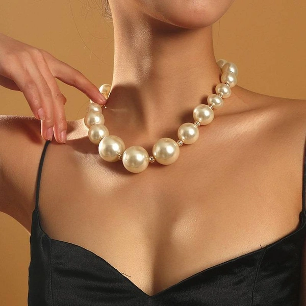 Pearl Necklace 