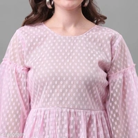 Ravishing Women Tops - M