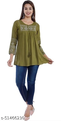 Women Sleeve Tops - M