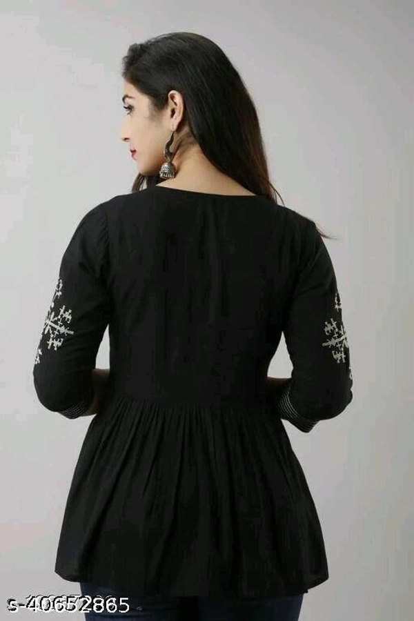 Women Sleeve Tops - XXL