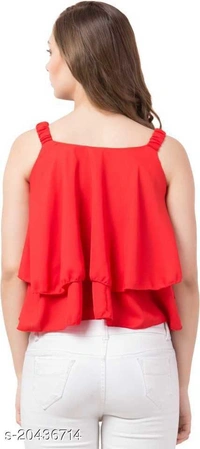 Women Sleeve Less Top - L