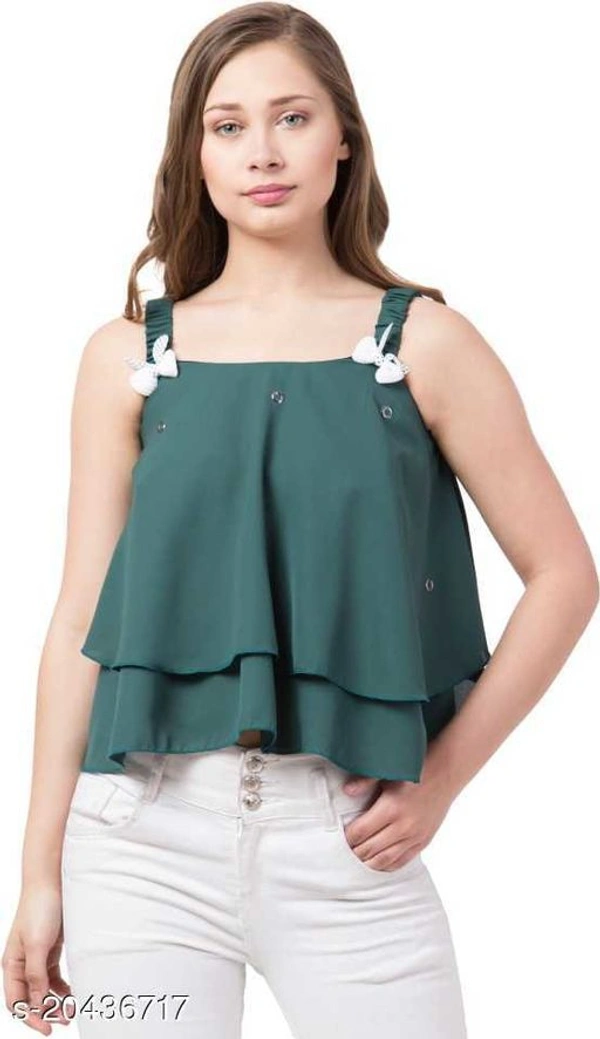 Women Sleeve Less Top - M
