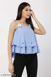 Women Sleeve Less Top - M