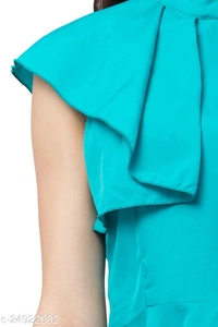 Women FRILL COLLARED TOP - L