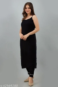 Women's Black Kurti With Pant Set - L