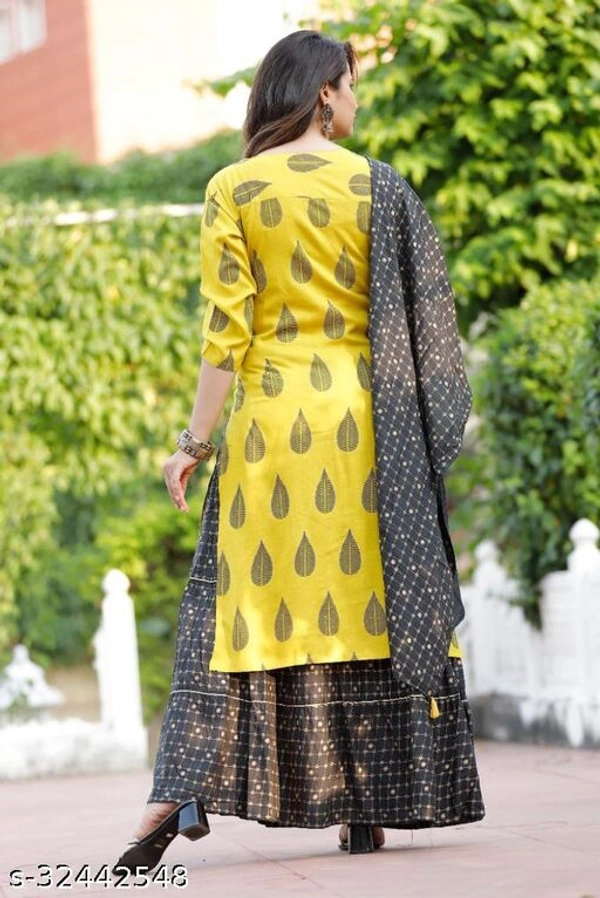 KURTI WITH SKIRT AND DUPPTA - M