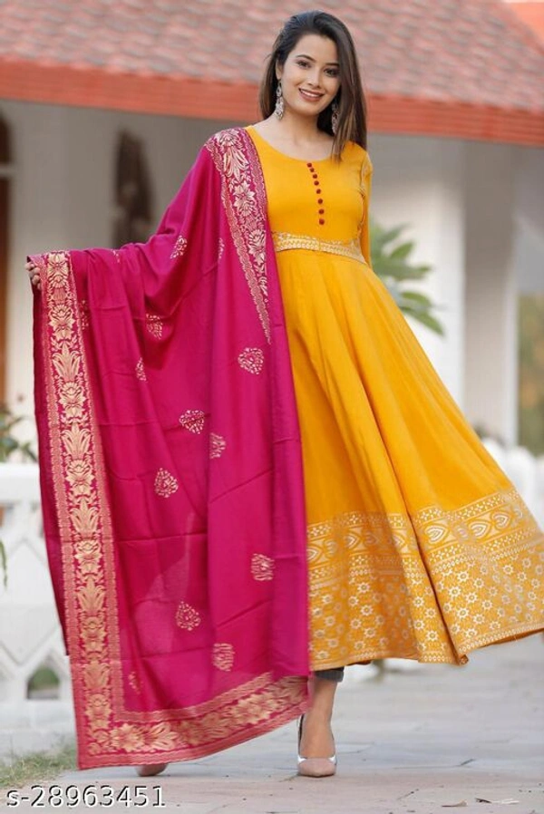 Pretty Women Kurtis With Duppata - S