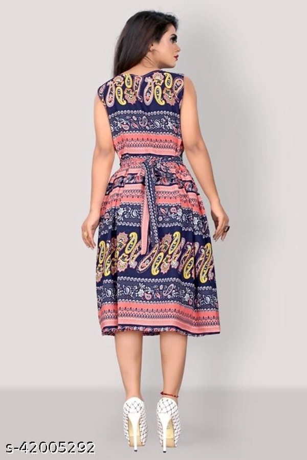 Latest Women Dresses - M