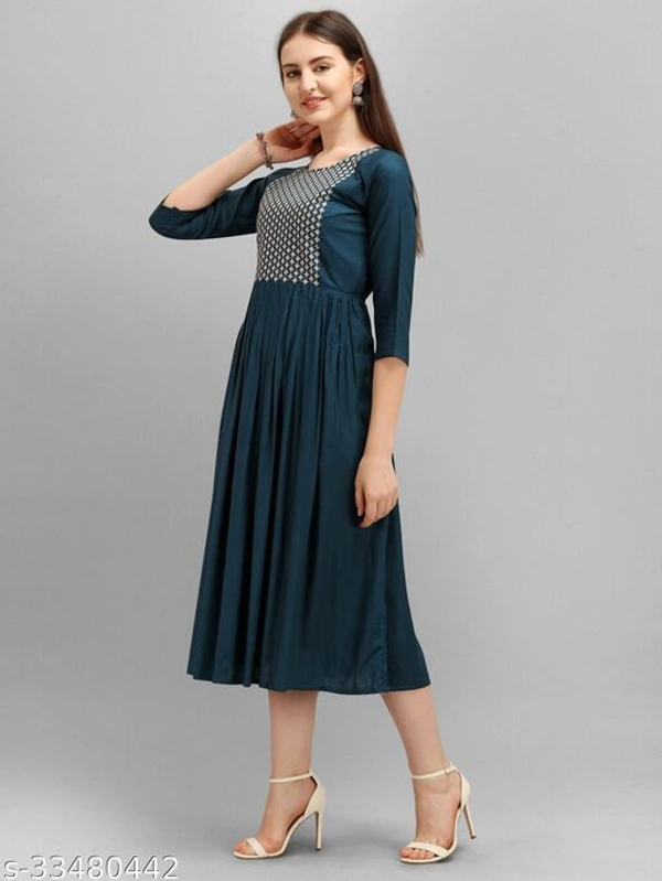 Pretty Retro Women Dresses - M