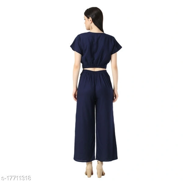 Comfy Modern Women Jumpsuit - M