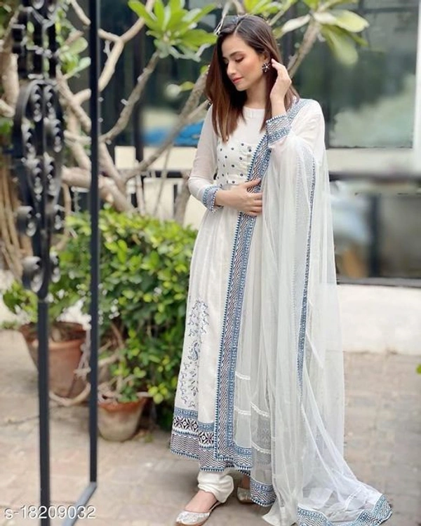  women dot print kurta With Duppata - L
