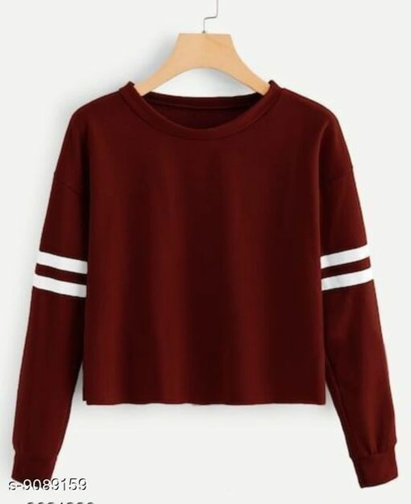 Trendy Women's T-Shirt - S
