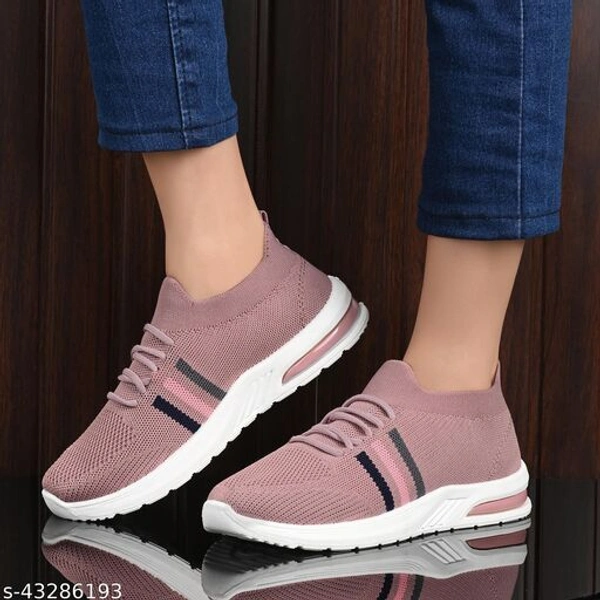  Fashionable Women Sports  - 7