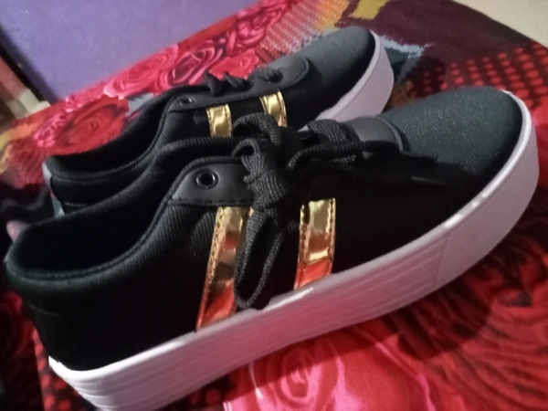 Women's Canvas Shoes - 5