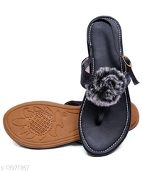 Women's Fur Peach Flats - 9