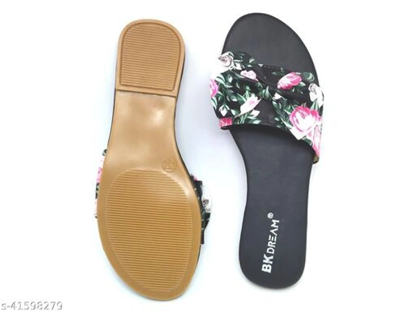 Latest Women's  Flat Sandals (White) - 5