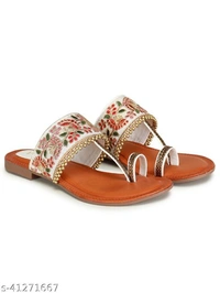 Hasten Ravishing Women Flats - 5