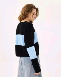 YSS Women Blue Black Colour blocked Relaxed Fit T-shirt Twisted Design - L